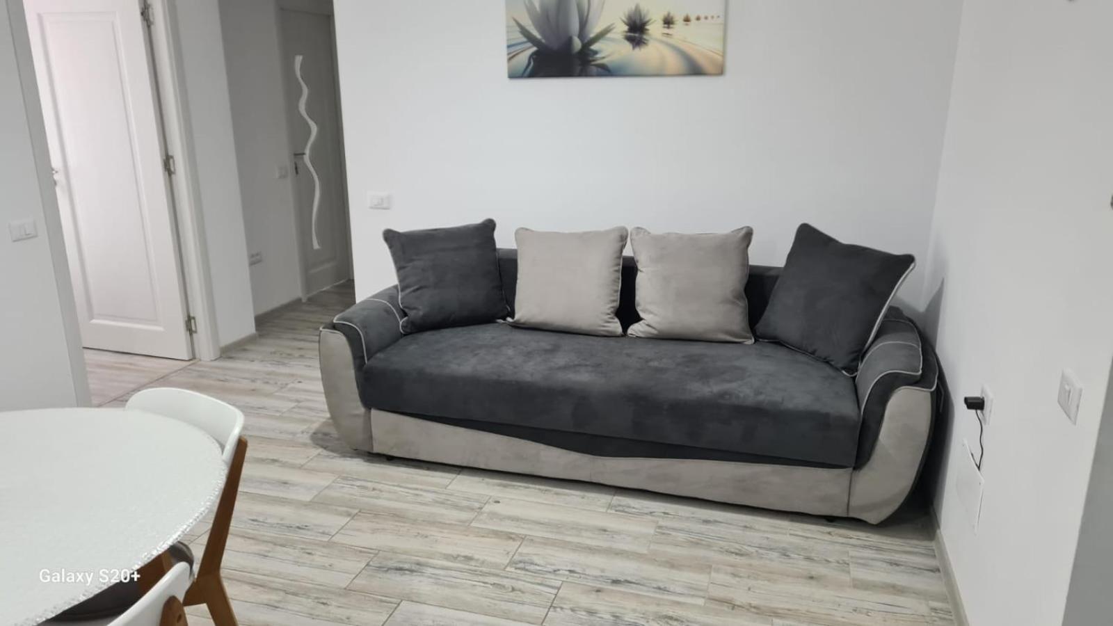 Apartament David Râmnicu Vâlcea المظهر الخارجي الصورة